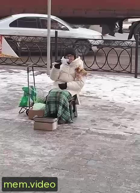 Кадр на 0:40