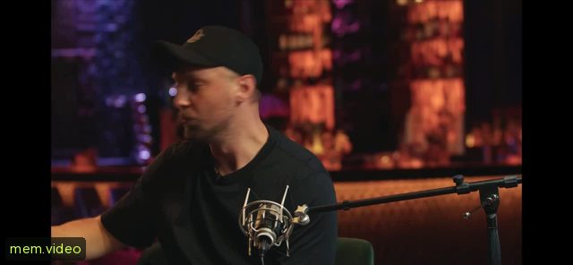 Кадр на 0:01