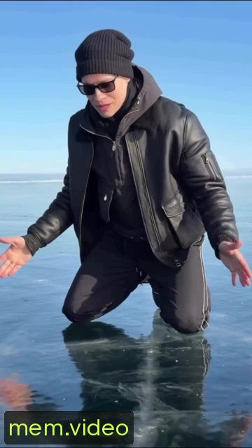 Кадр на 0:04