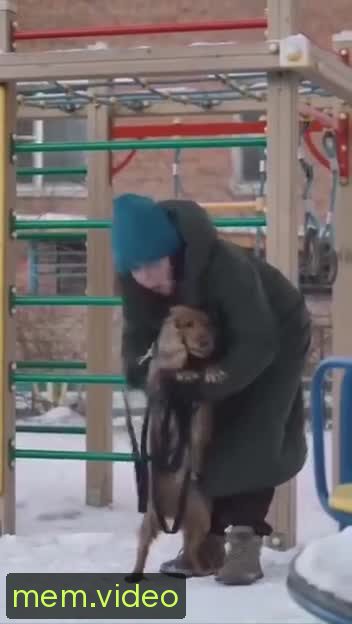 Кадр на 0:03