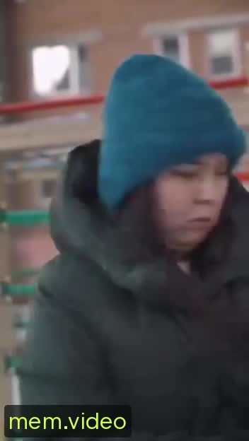 Кадр на 0:12