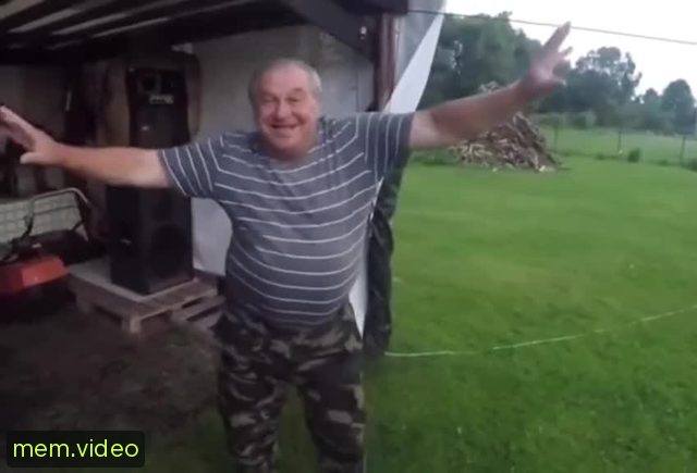 Кадр на 0:02
