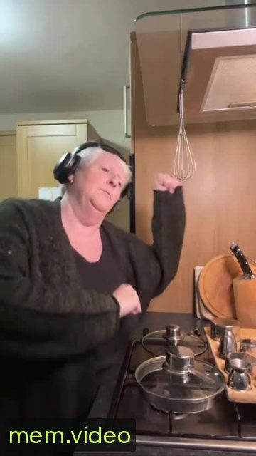 Кадр на 0:28