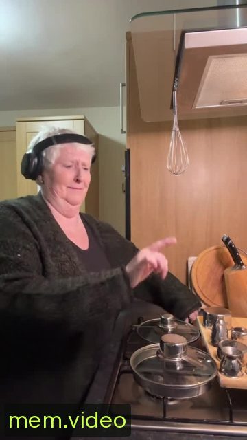 Кадр на 0:16