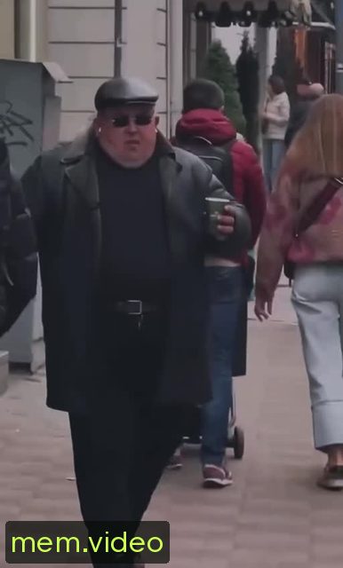 Кадр на 0:01