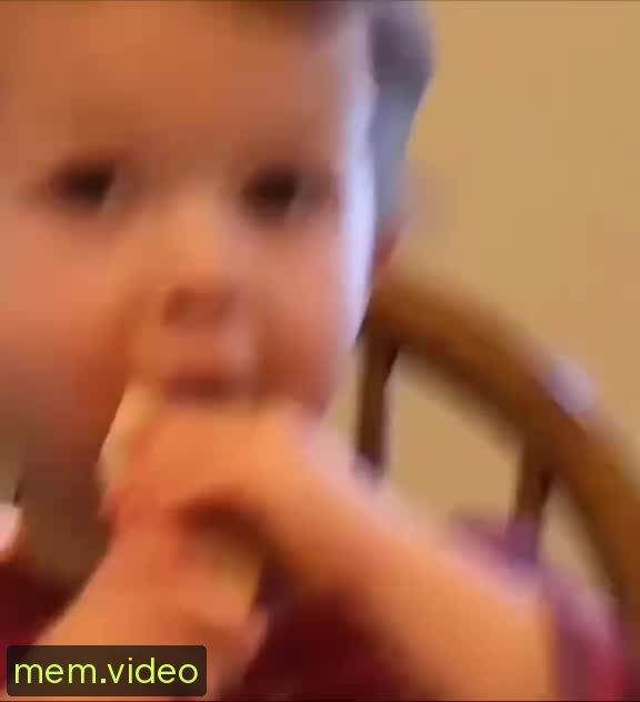 Кадр на 0:32