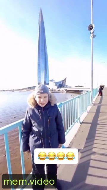 Кадр на 0:06