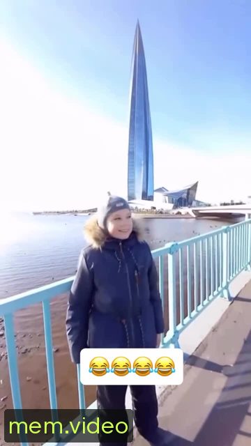 Кадр на 0:02