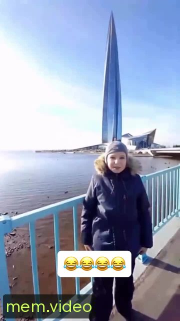 Кадр на 0:03