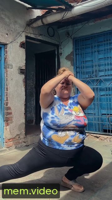 Кадр на 0:02