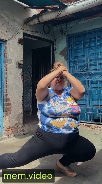 Кадр на 0:02