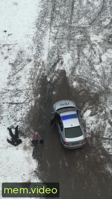 Кадр на 0:06