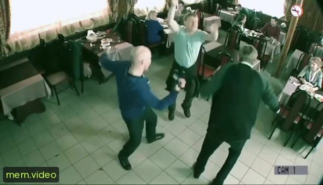 Кадр на 0:03