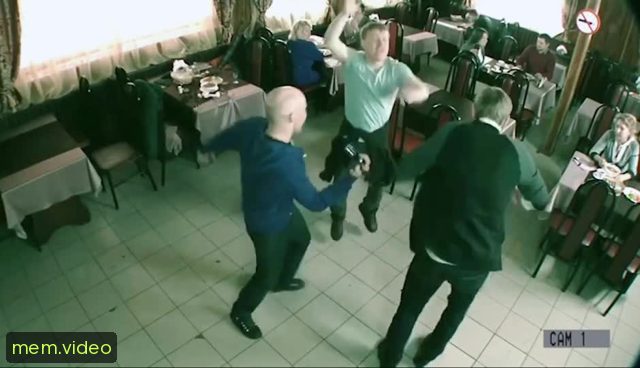 Кадр на 0:03