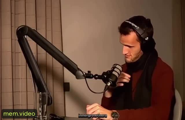 Кадр на 0:01