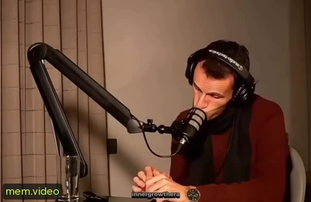 Кадр на 0:02