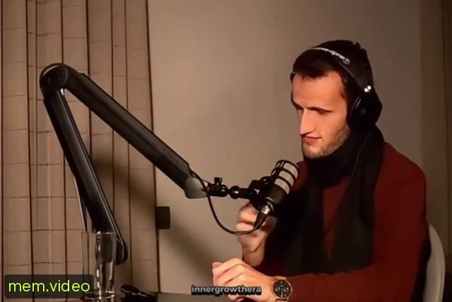 Кадр на 0:01