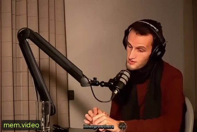 Кадр на 0:01