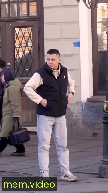 Кадр на 0:08