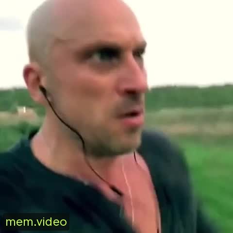 Кадр на 0:03
