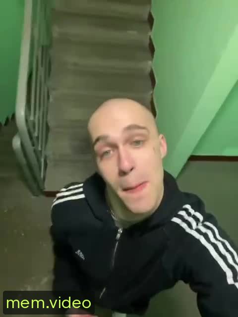 Кадр на 0:01
