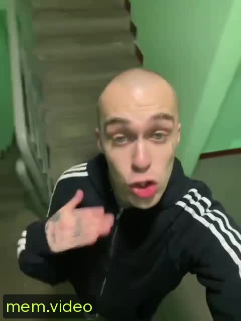 Кадр на 0:03