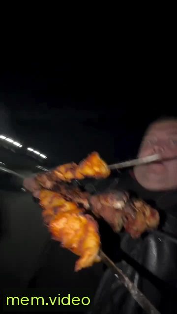 Кадр на 0:06