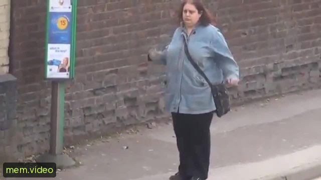 Кадр на 0:04
