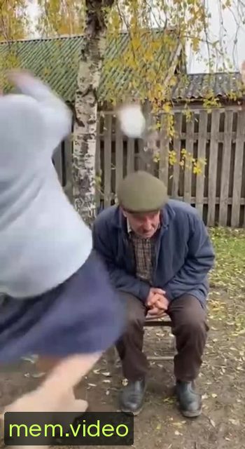 Кадр на 0:03