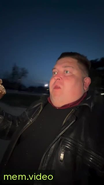 Кадр на 0:17