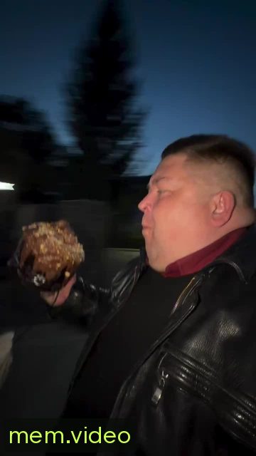 Кадр на 0:09