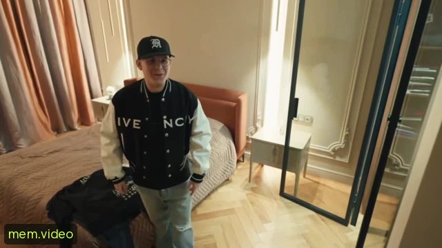 Кадр на 0:26