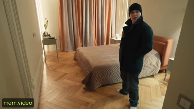 Кадр на 0:39