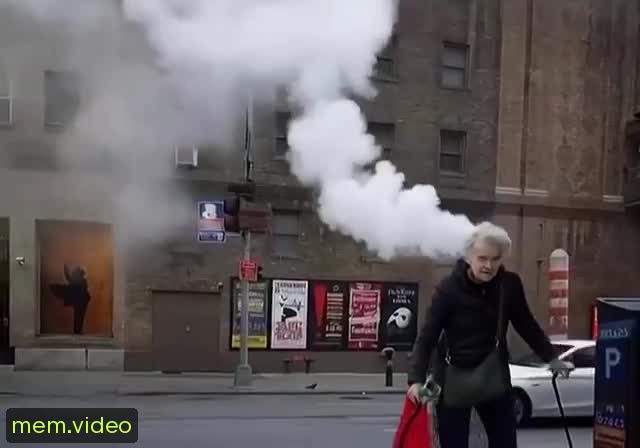 Кадр на 0:01
