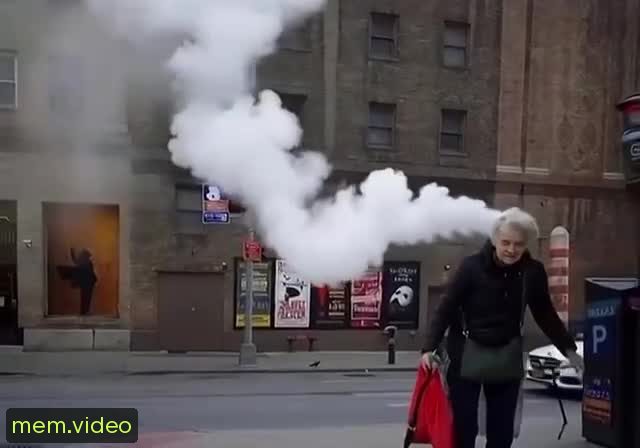 Кадр на 0:02