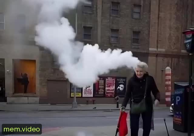Кадр на 0:03