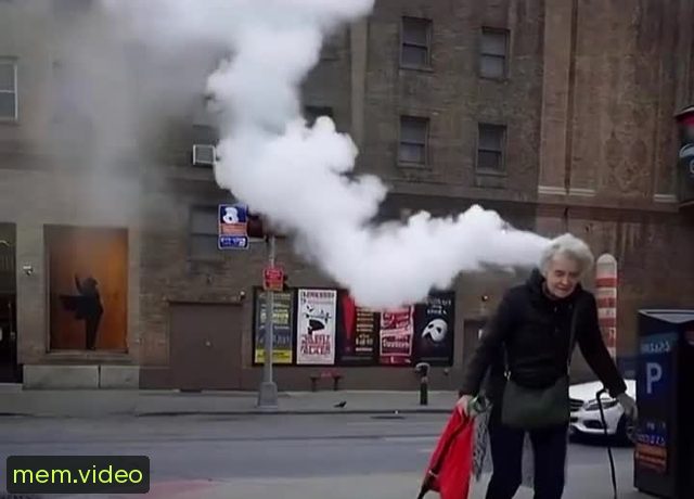 Кадр на 0:02
