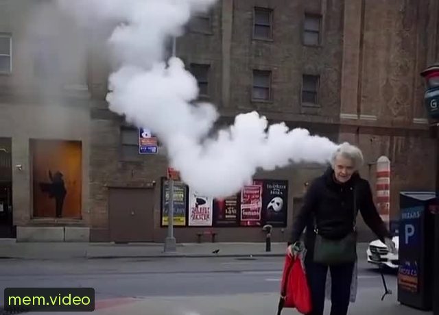Кадр на 0:02