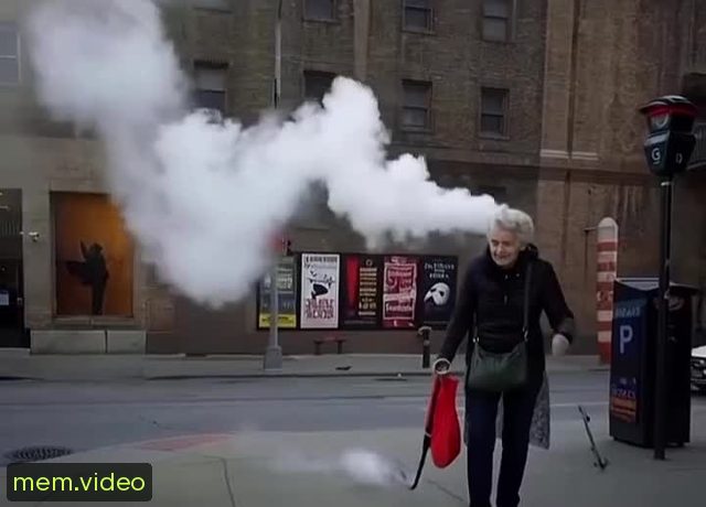 Кадр на 0:05