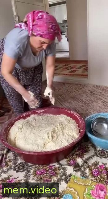 Кадр на 0:03