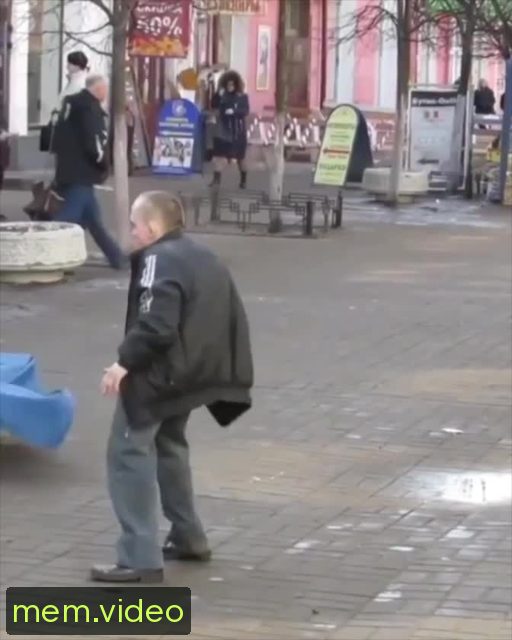 Кадр на 0:21