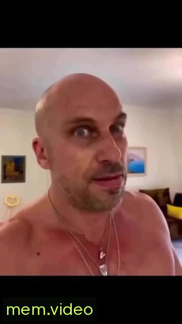 Кадр на 0:02