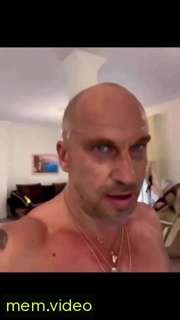 Кадр на 0:03