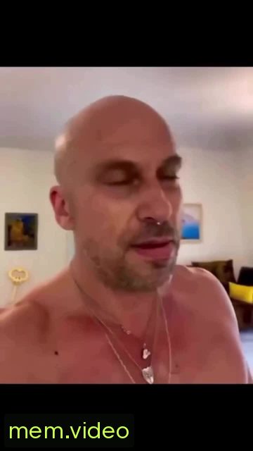 Кадр на 0:02