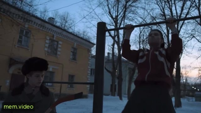 Кадр на 0:02