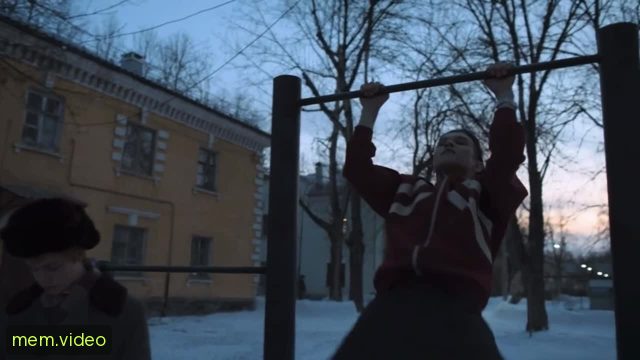 Кадр на 0:05