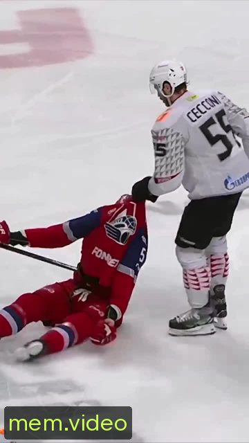 Кадр на 0:06