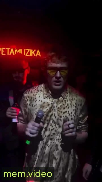 Кадр на 0:04