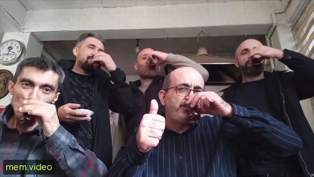 Кадр на 0:09