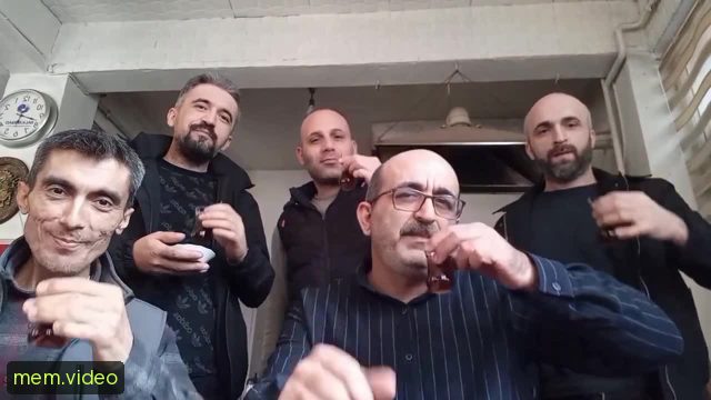 Кадр на 0:09